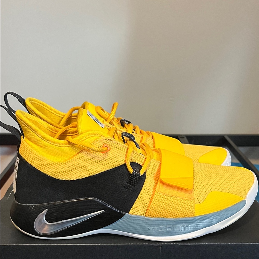 Nike PG 2.5 “Moon Exploration” SIZE 10.5 MENS